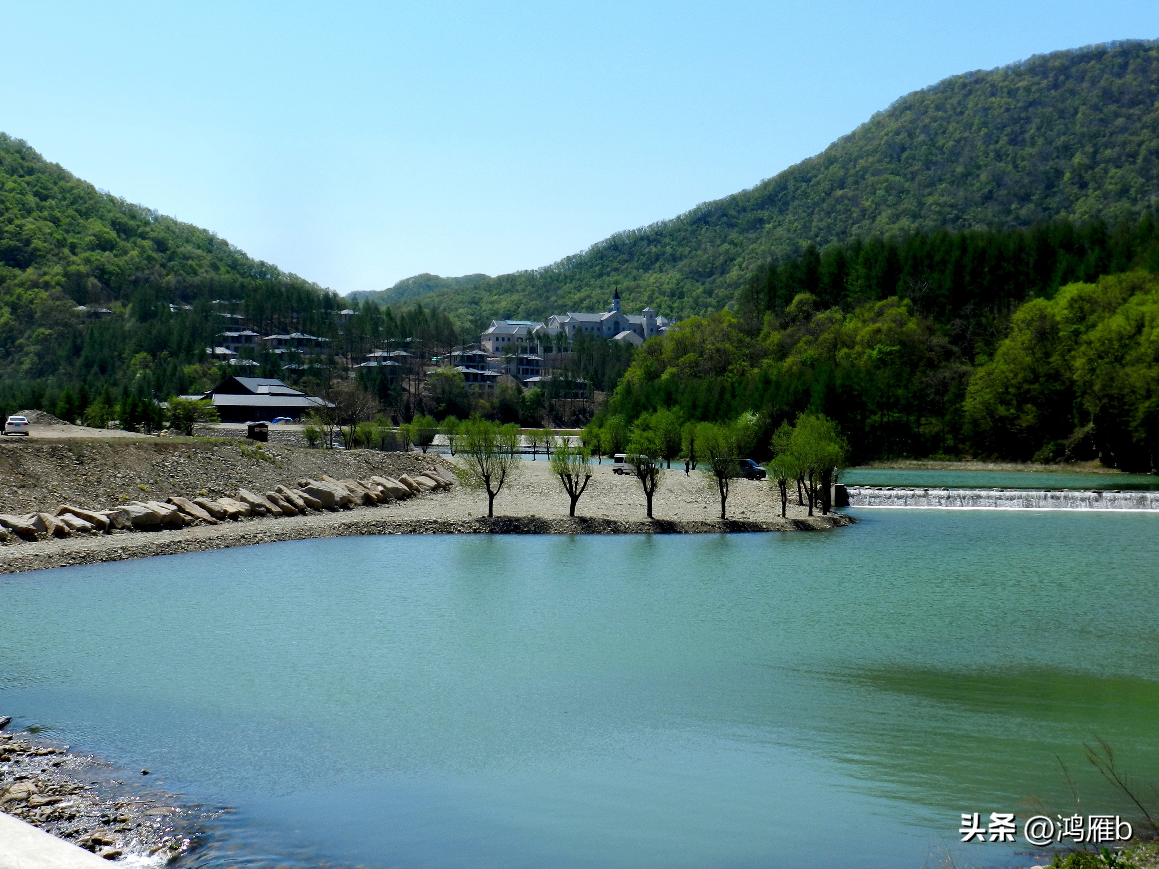 本溪汤沟风景区视频,来到本溪汤沟一步一景的感觉
