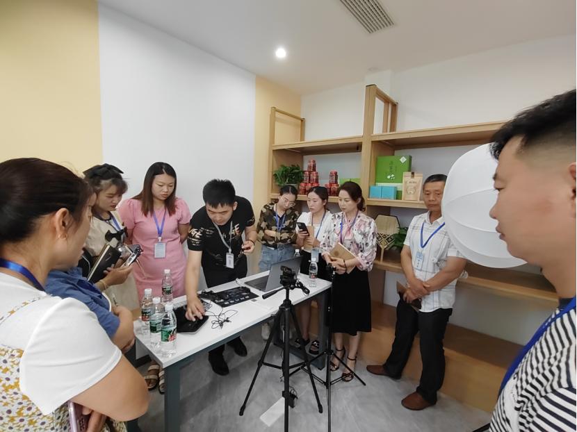 学电商店铺运营,学电商运营