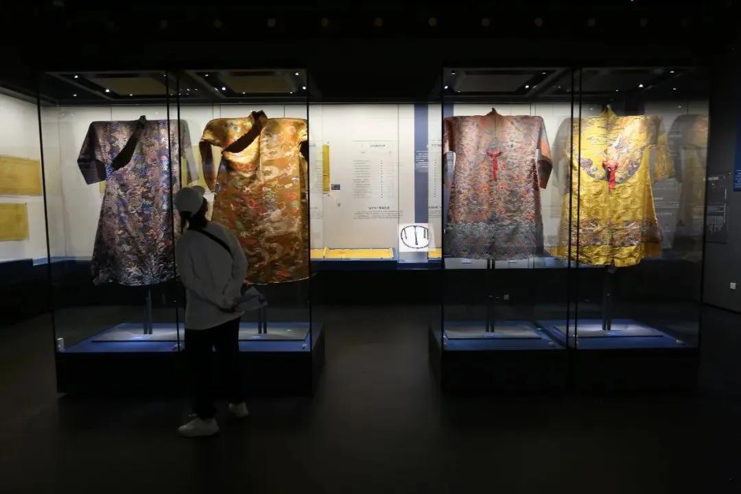 去拉萨有哪些旅游景点免费,去拉萨最值得去的旅游景点