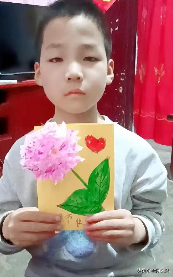 学校感恩母亲活动简讯,合阳花园社区感恩母亲