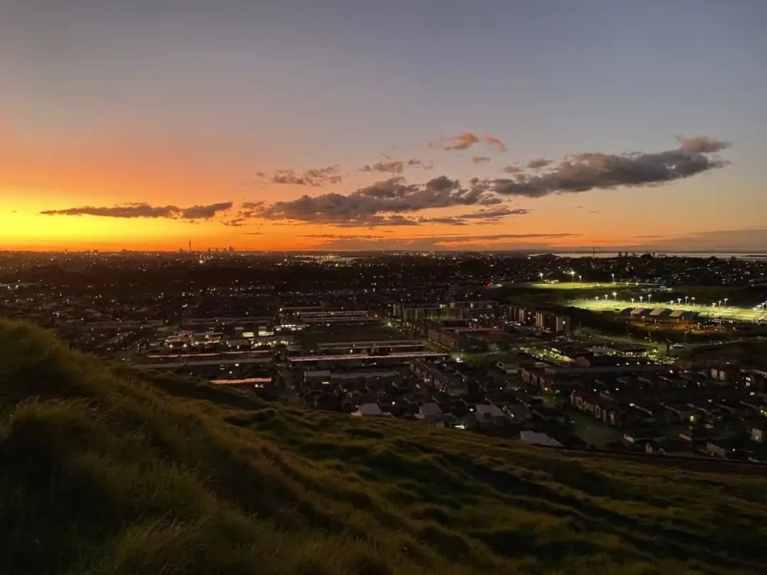 优优在新西兰：职高毕业，生两个小孩，打两份工，拿三个学位