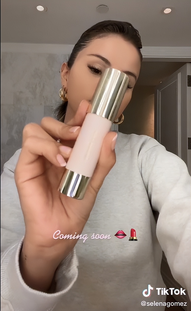 赛琳娜泰勒斯威夫特合唱,赛琳娜泰勒斯威夫特视频