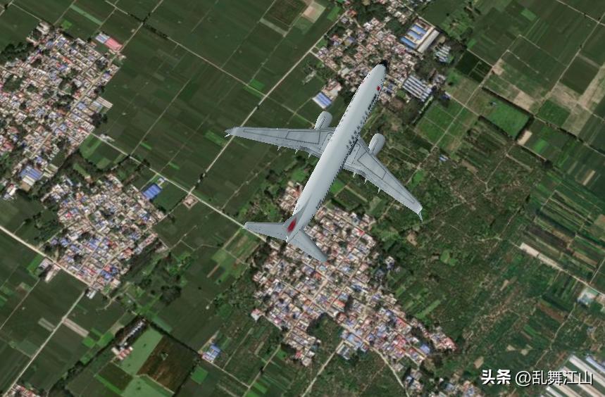 11月7日16点17分，一架从重庆飞往北京的飞机抵达河南新乡上空