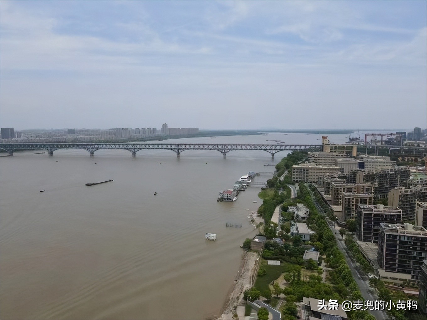 感受南京的艺术风格美食分享,中式情调南京美食