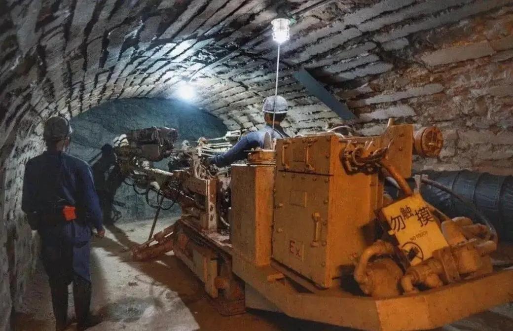 全世界储量最多的钨矿,最好的钨矿有多高品位