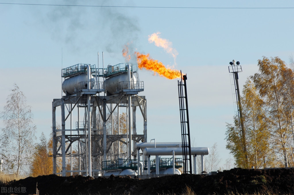 今日油价调整最新时间表92号汽油,油价调整最新消息0号柴油92号汽油