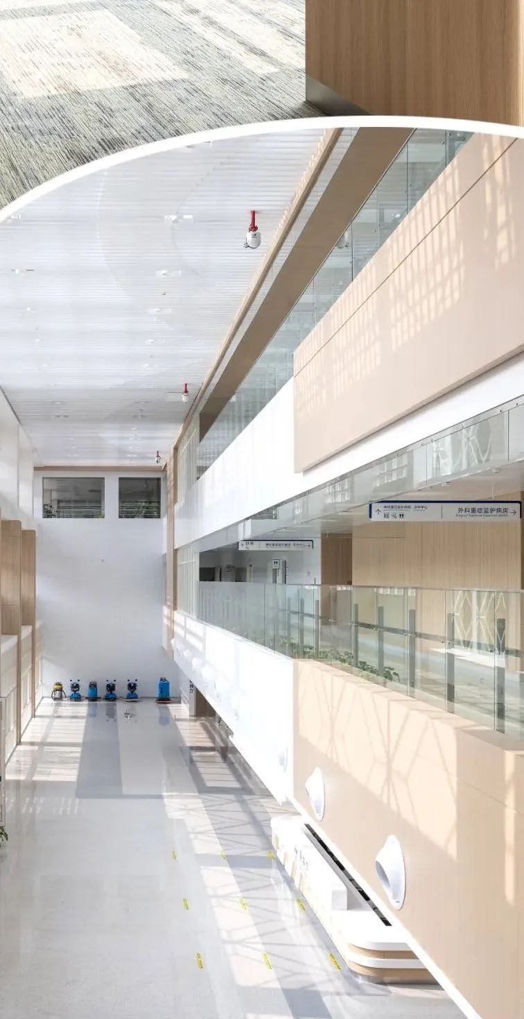 地墙一体化医院解决方案新思路“和谐为美、适用兼备”