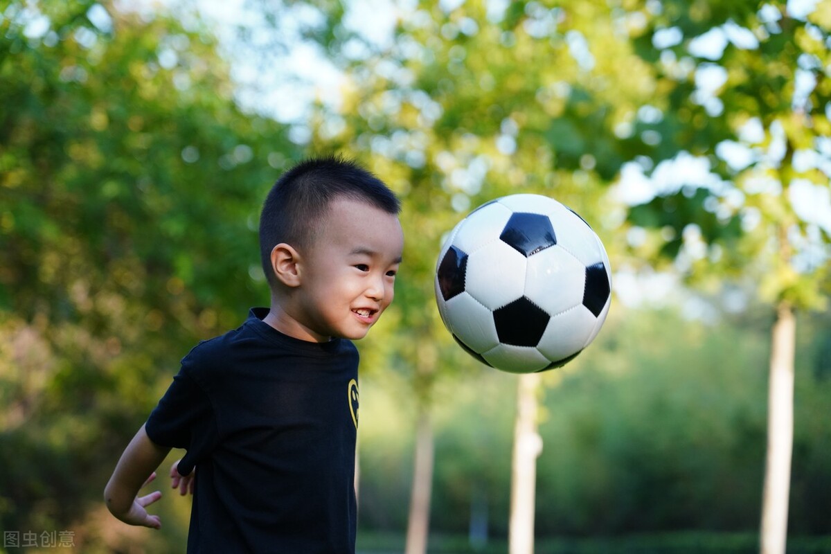 孩子不愿意在幼儿园大便，家长可以从这三个方面入手