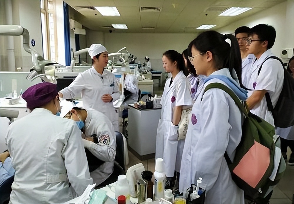 盐城卫生职业技术学院2006,盐城卫生职业技术学院现在叫什么