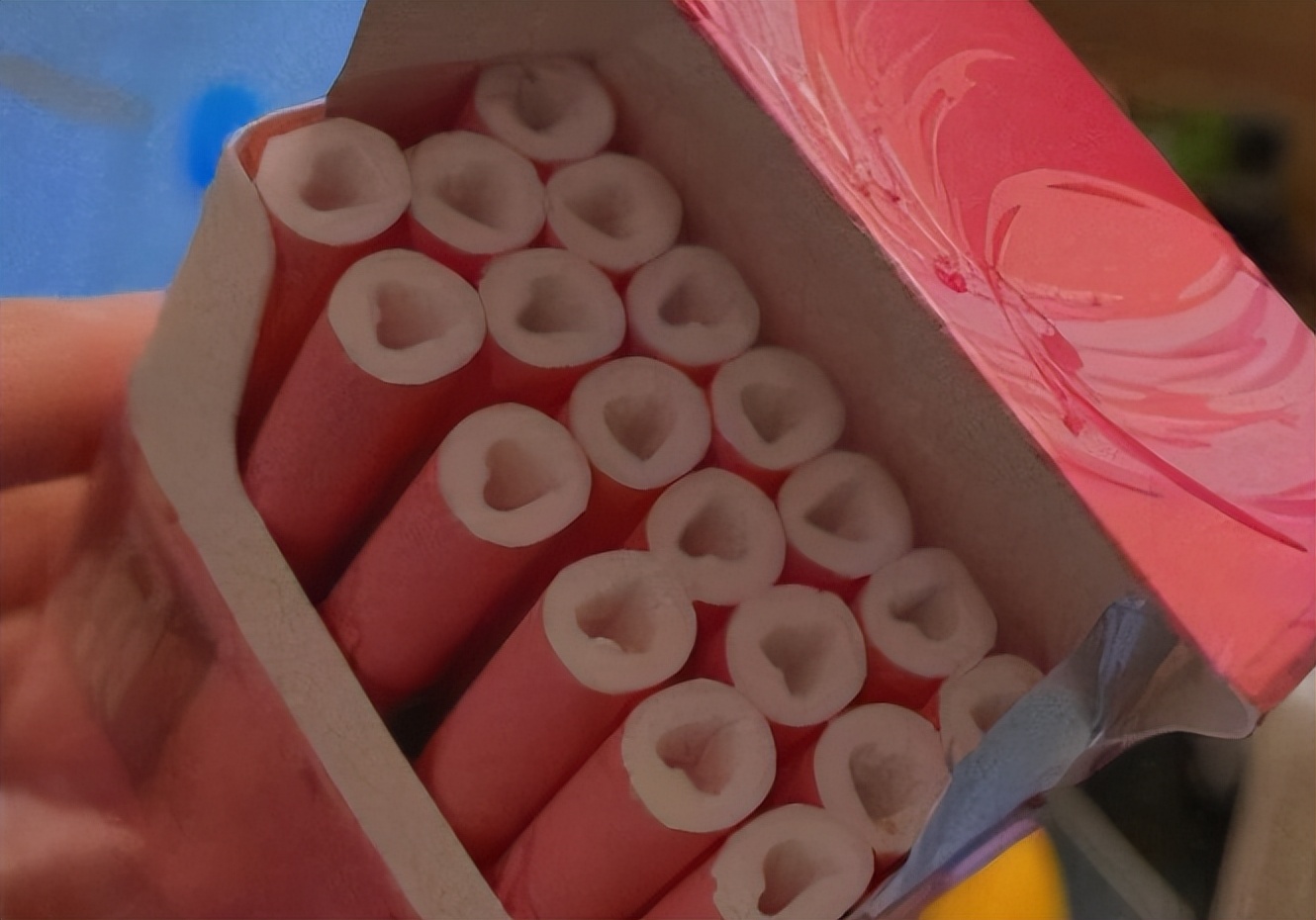 这7种香烟或被列入“黑名单”,这6种香烟已被列入“黑名单”