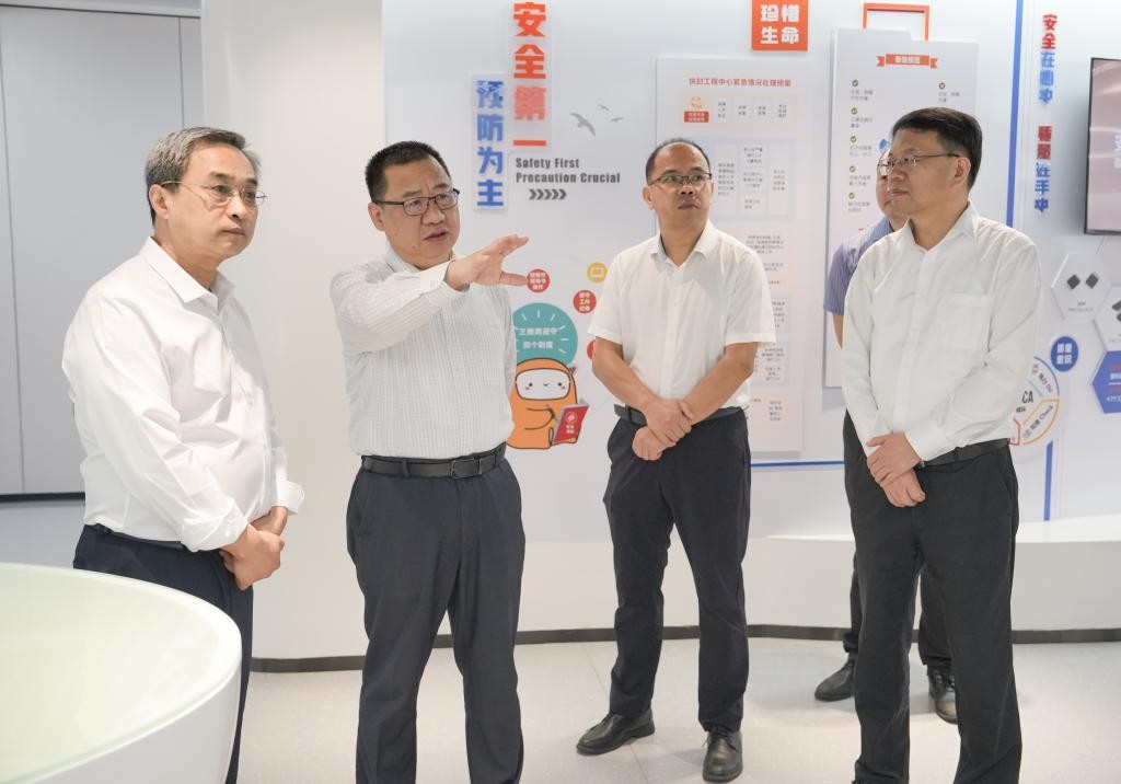 全国首家!培养芯片高端人才！深圳一高职火了:省教育厅厅长莅临