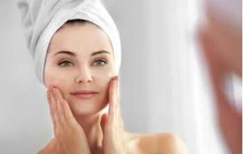 眼袋和卧蚕有什么区别？怎样去除显老的眼袋？这篇文章给你答案