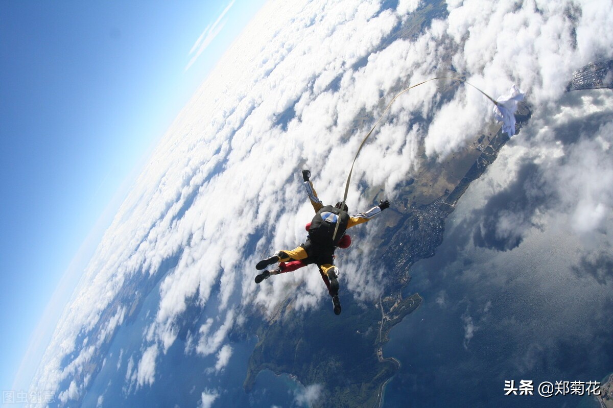 飞机失事为什么宁可坠机不跳伞,为什么飞机失事死亡率那么高