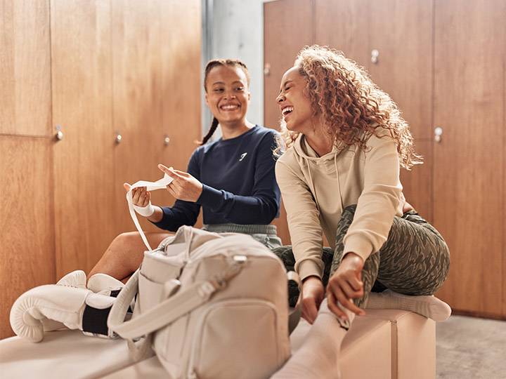 最会玩的运动品牌lululemon,lululemon对比gymshark