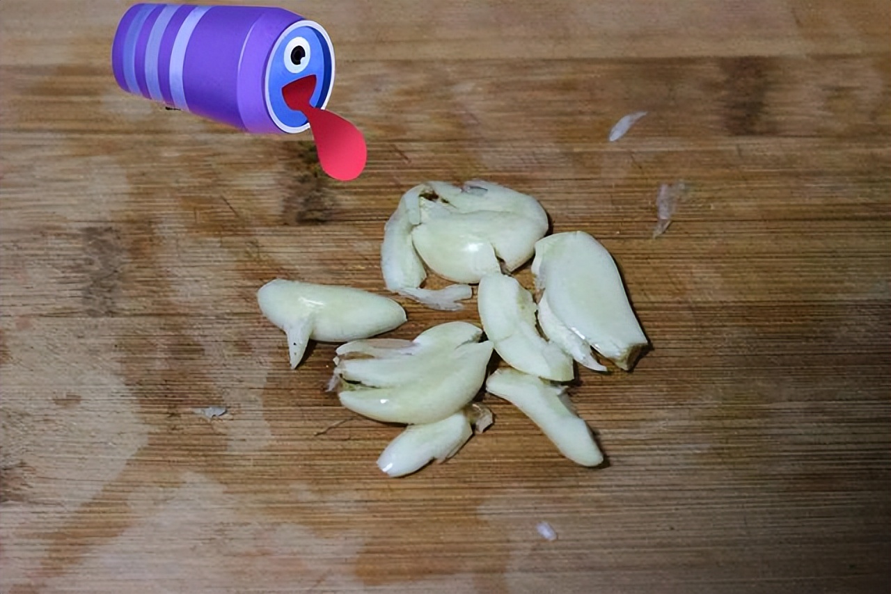 天天吃大蒜的人得到了什么,天天坚持吃大蒜的人