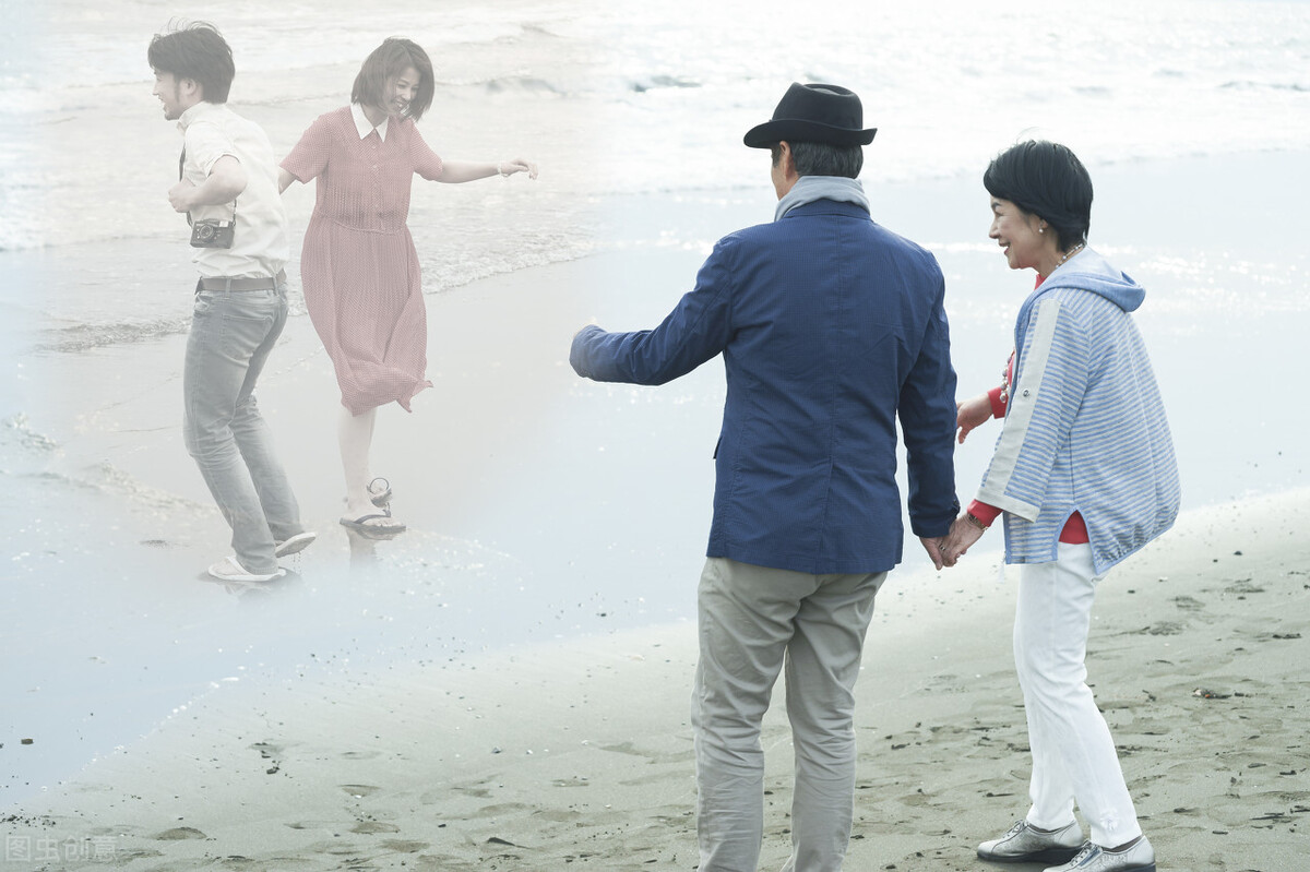 老人随身都会带什么,老年人出行一般带什么东西