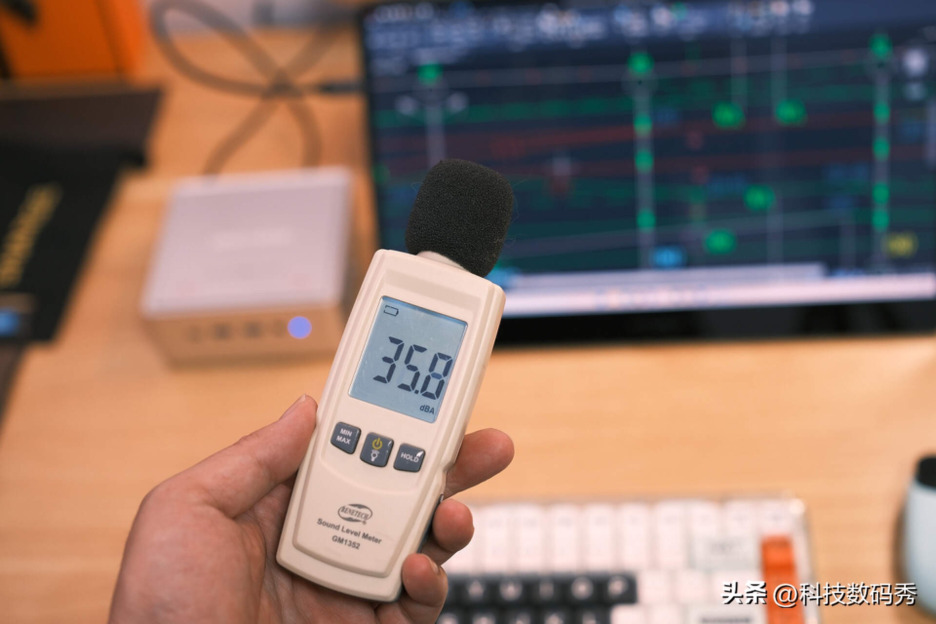 铭凡NPB7英特尔i7-13700H迷你主机测评，看看它到底值不值得买