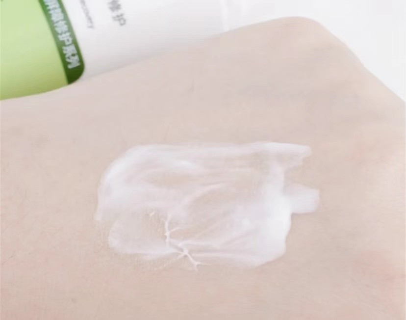 补水不油腻的乳液平价国货,平价又实惠的保湿乳液推荐