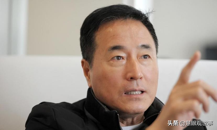 《侯海洋基层风云》无奈的巴山政府办主任杨春