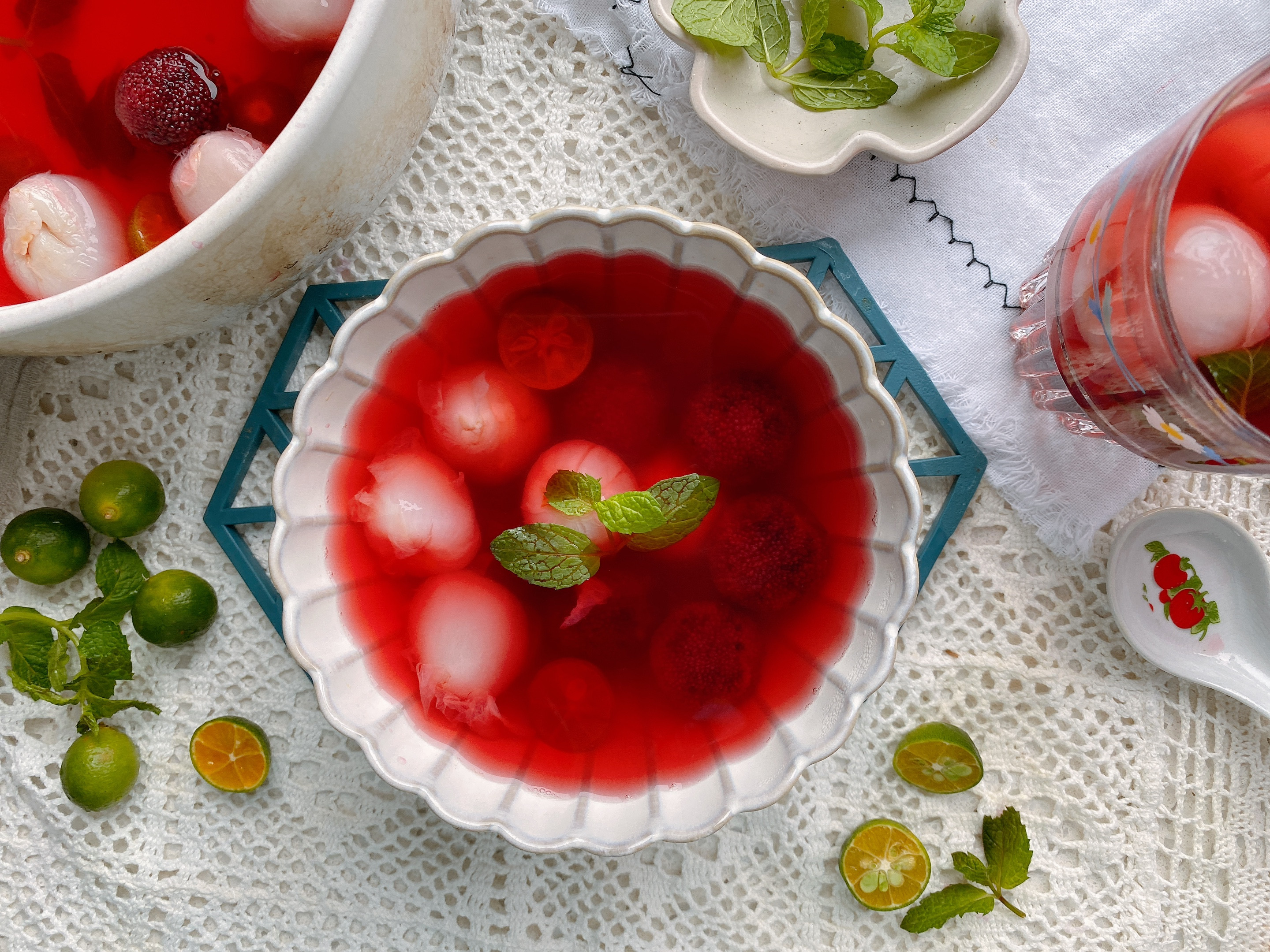 推荐一款夏日水果茶酸酸甜甜,适合夏天喝的解暑果肉茶