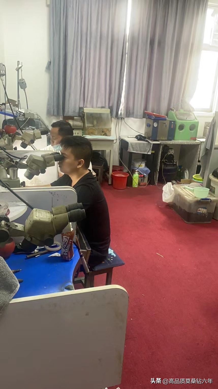 莫桑石戒指哪里买最好,莫桑石戒指哪里买便宜