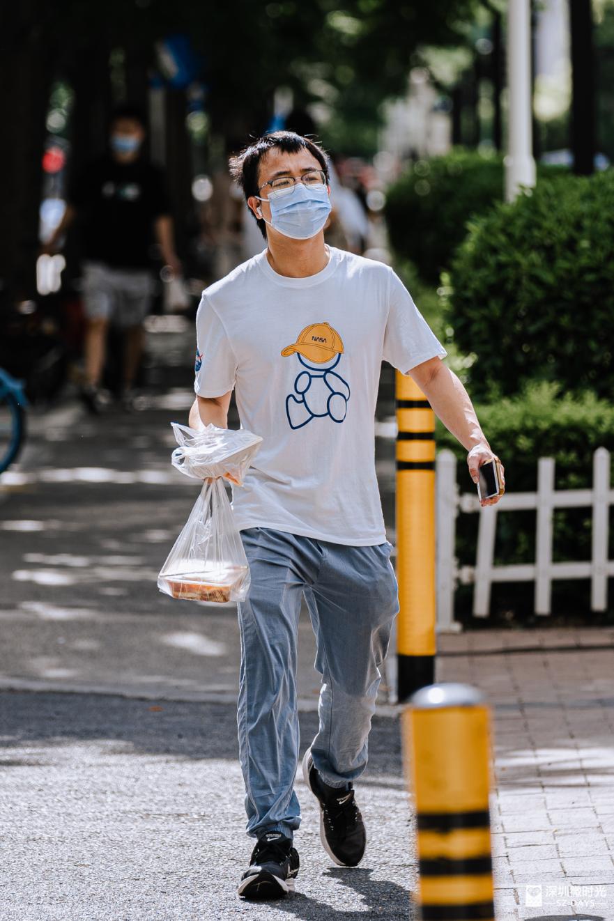深圳人的早餐：拎袋跑路，全靠应付