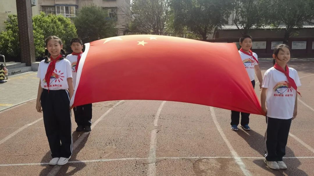 减轻灾害风险守护美好家园图案,减轻灾害风险守护美好家园一年级