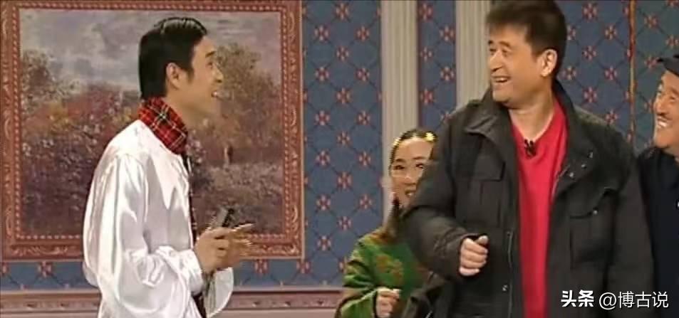 64岁毕福剑现状凄惨，陋居农村，吃力修三轮，活该付出惨痛代价