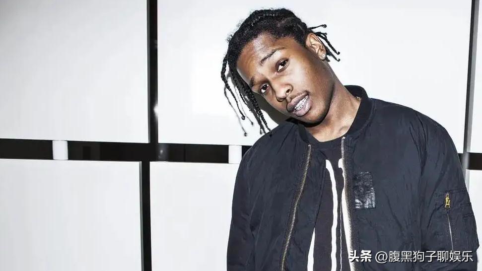 蕾哈娜持枪,蕾哈娜为什么被男友打伤了