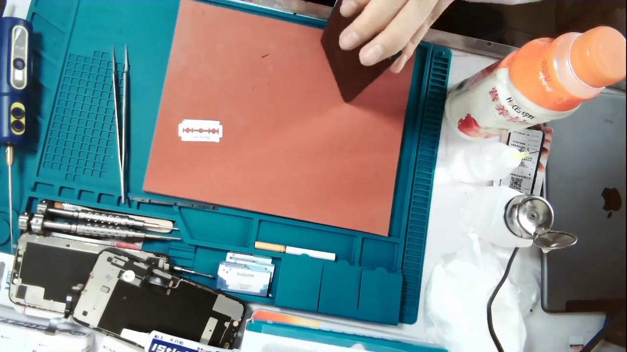 维修手机爆屏,vivo手机爆屏怎么修复