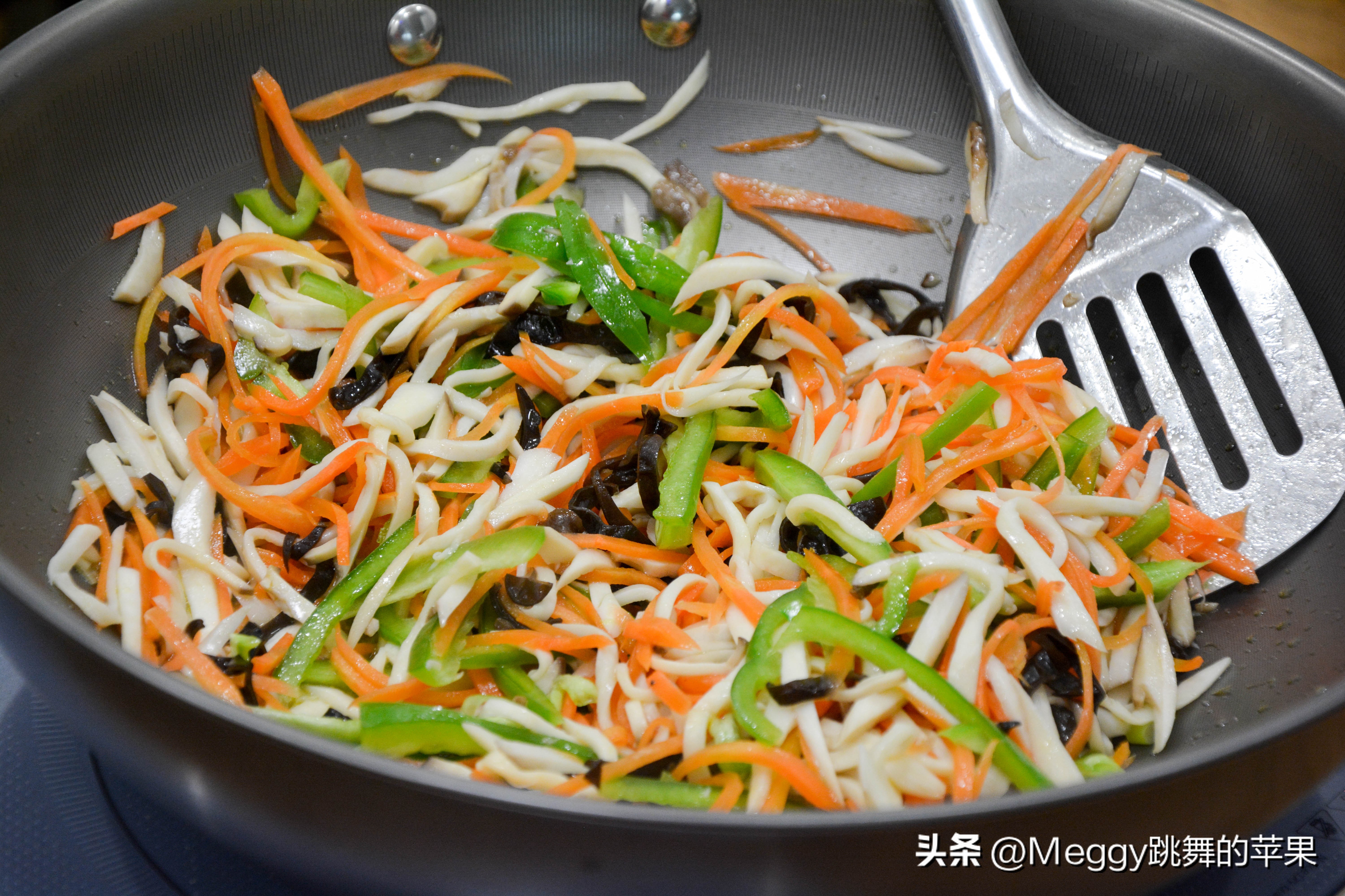 教你几道营养不上火的家常美食,四道营养居家好菜谱让你回味无穷