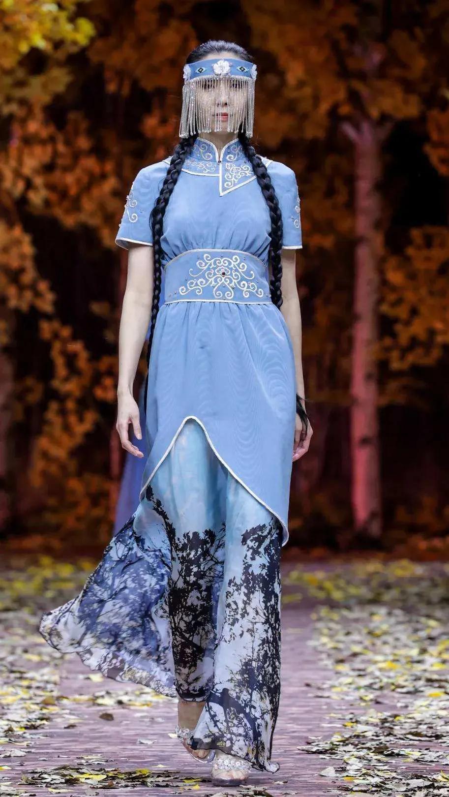 五十六个民族的风俗和服饰,五十六个民族代表服饰图片