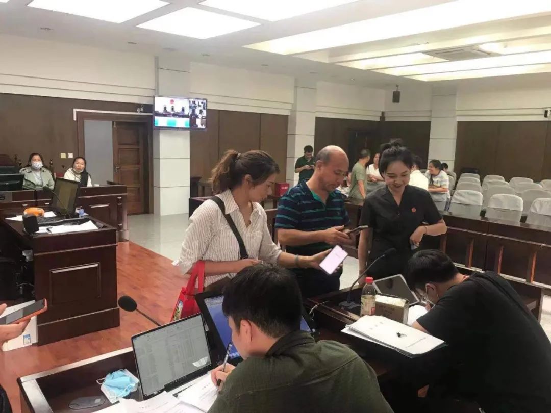 长沙假冒商标民事赔偿诉讼案例,卖假冒侵权品牌被起诉罚款多少