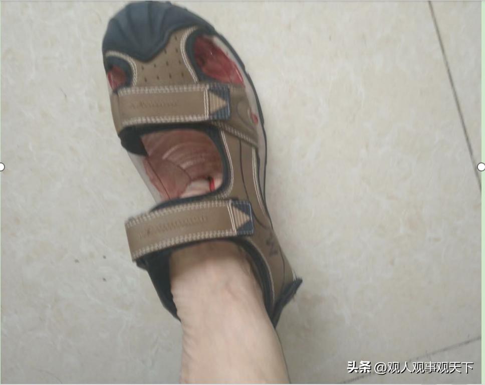 王师傅说：“名郎”牌鞋就应该让消费者心情“明朗”