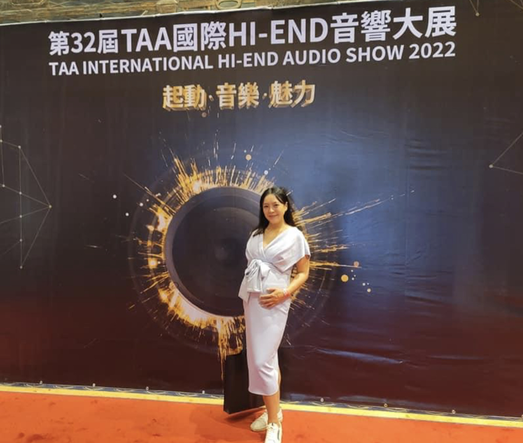 38岁女星成功产女,53岁台湾女明星生孩子难产