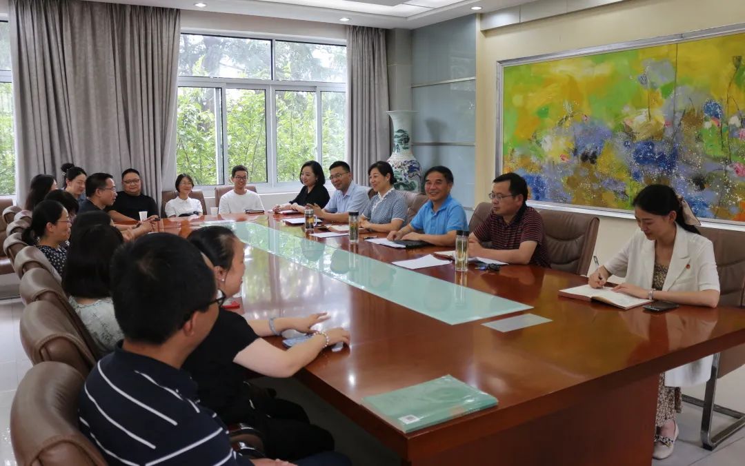 教师节快乐师恩永记心间,二中庆祝教师节活动