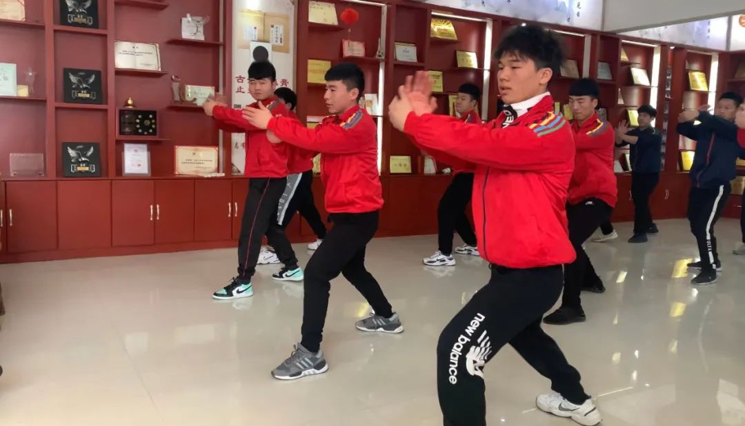 找到一个放松减压的方式,找到自己的放松方法