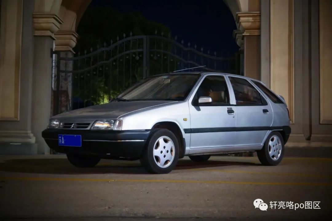 三厢神龙富康988有多重,2006款神龙富康1.4