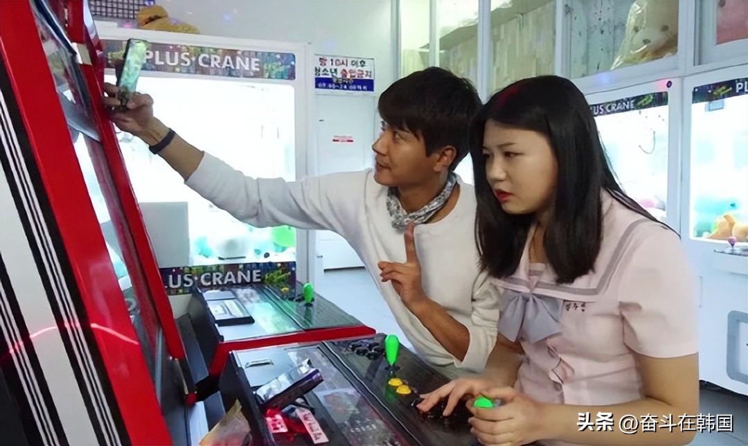 韩国男演员巅峰谁最火,韩国男演员已婚生子