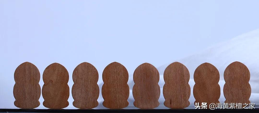 阴沉老山檀手串用什么配饰,天然朱砂十二生肖本命佛吊坠