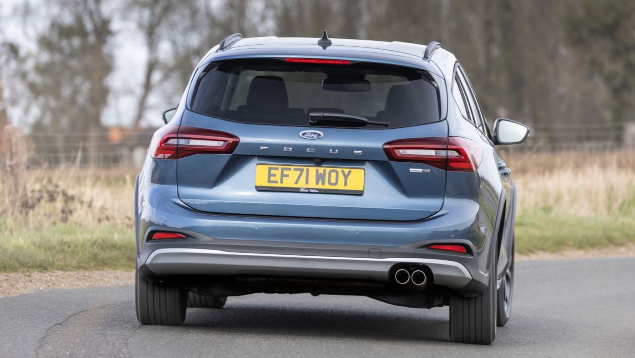 新款福克斯两厢三缸,新款福克斯旅行版谍照