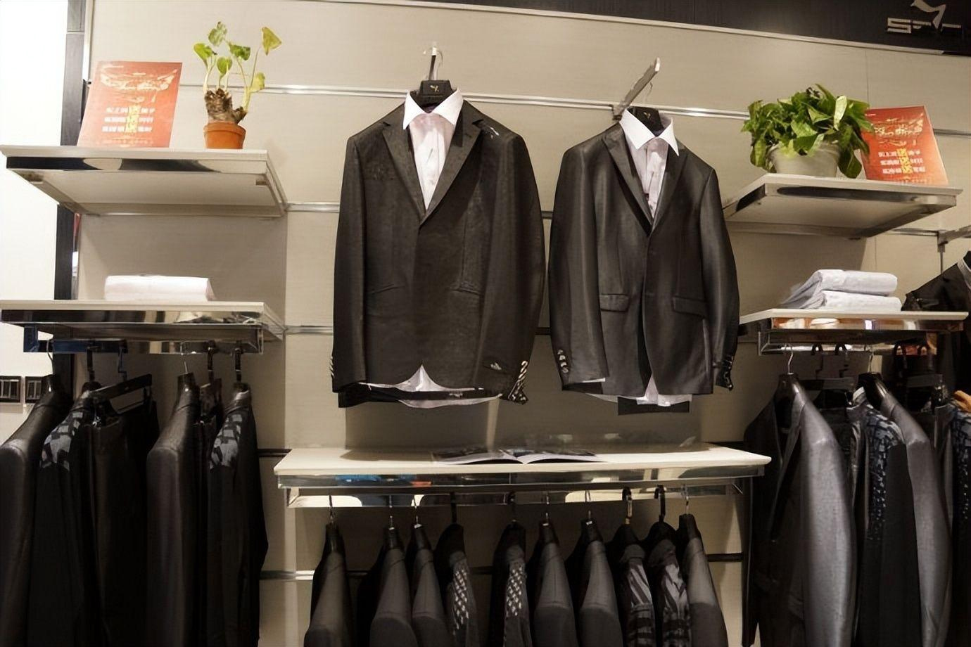 曾经红极一时品牌现在却很少出现,曾经很火却已消失了的服装品牌