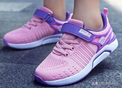 这几种鞋不适合宝宝穿,鞋子不合适会影响宝宝走路姿势吗