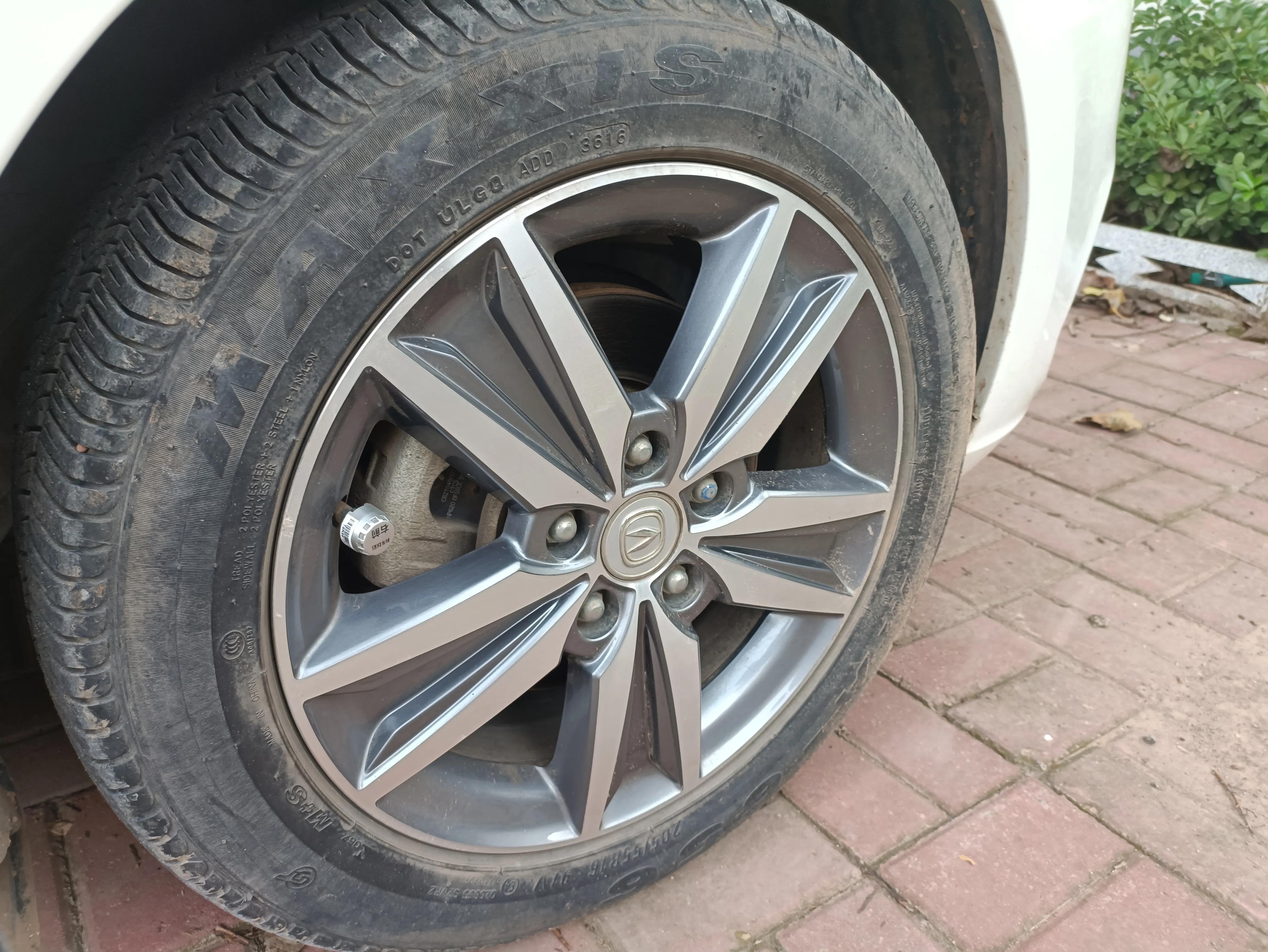 20款逸动尊贵版和22款逸动尊贵版,最经典的逸动是哪一款