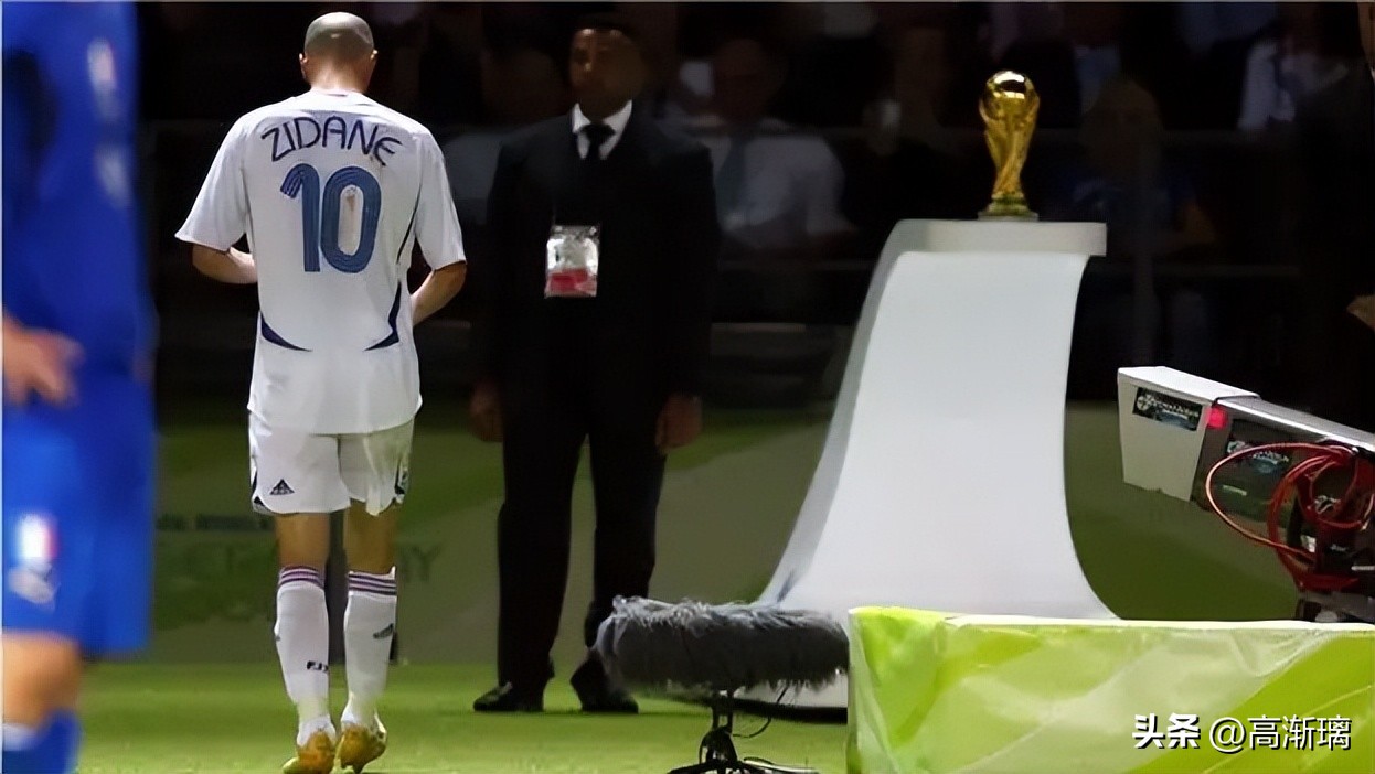 艺术足球齐达内,足球大师齐达内价格