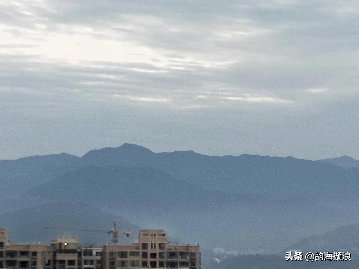 山城龙岩,龙岩风景区群山环绕
