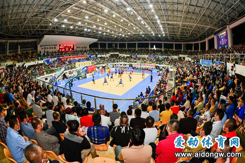 【体育观察】任时光流逝，海南人最爱还是九人排！