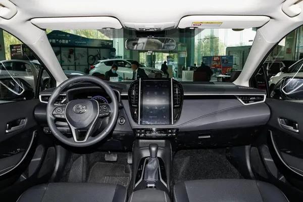 轩逸和卡罗拉哪个更强,轩逸和卡罗拉哪个更有价值感