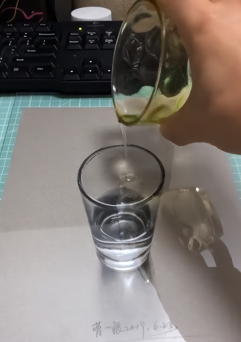 3D绘画牛人多厉害?画出真假难辨的“立体美女”,震惊500万网友