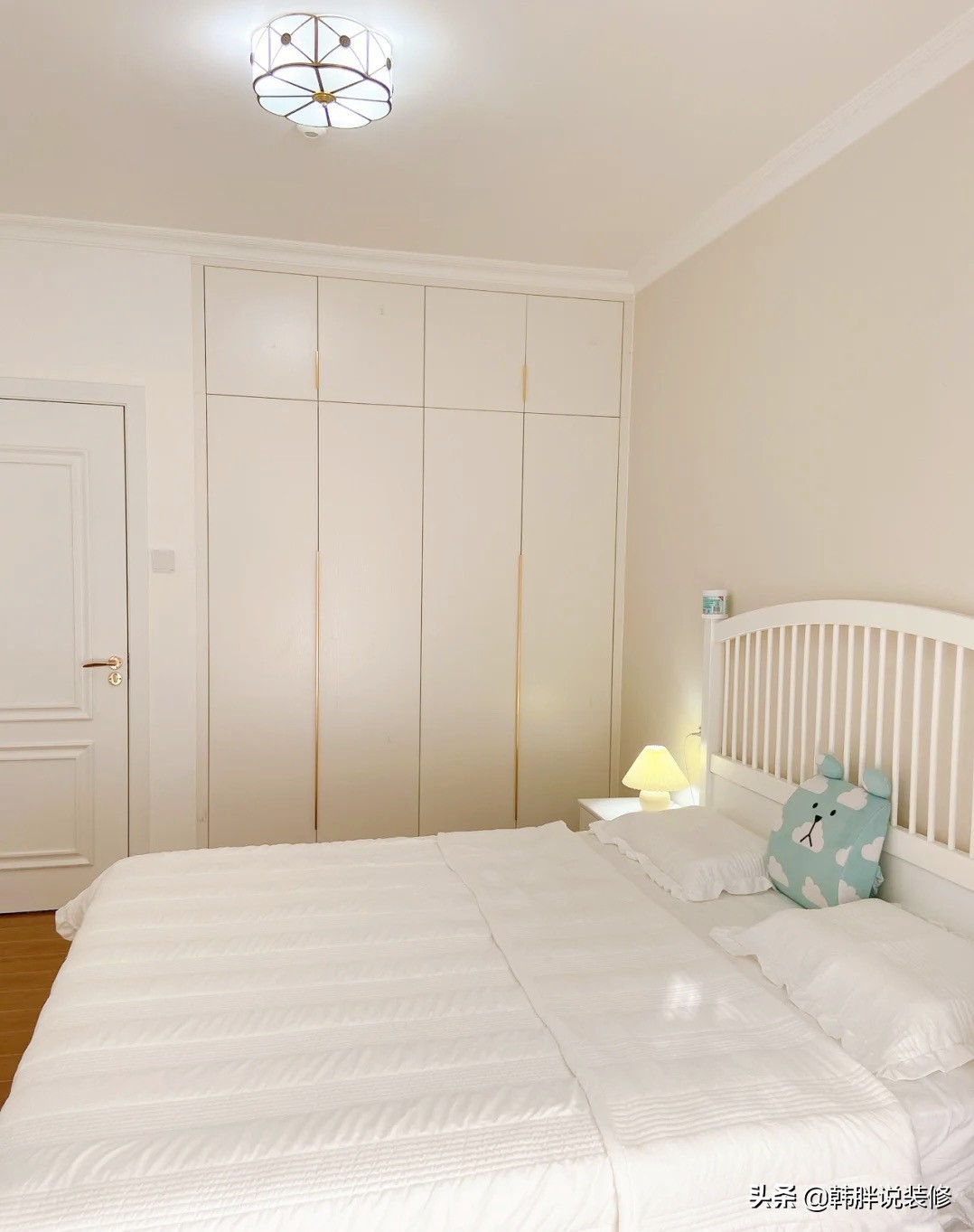 客厅天花板怎么刷乳胶漆有质感,客厅天花板刷乳胶漆好看吗